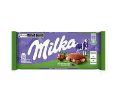 MILKA BAR IN DISPLAY - HAZELNUTS MILK